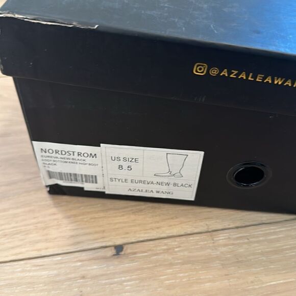 Eureva Faux Leather Boot
AZALEA WANG - Picture 10 of 10